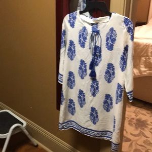 White dress with blue accents size S